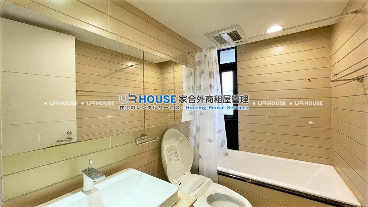 d1aa52a1ac140fe3bbdcd8d96dd39680.jpg