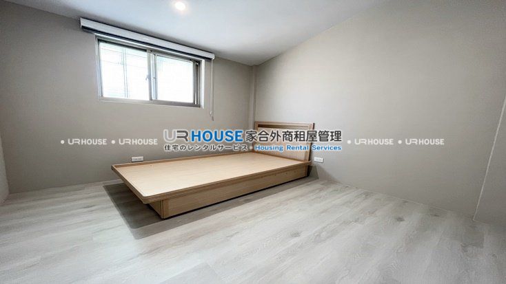 27514d3faff70ff8c6699fda35d987ce.jpg