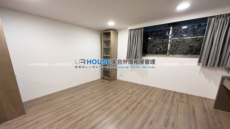 d1aa52a1ac140fe3bbdcd8d96dd39680.jpg