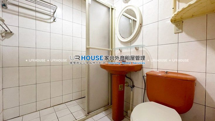 d1aa52a1ac140fe3bbdcd8d96dd39680.jpg