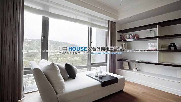1b8280920ff3d14351fc91c938c987bb.jpg