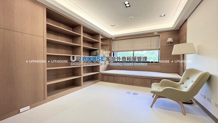 d1e9044a342fc252a819d6b38731093e.jpg