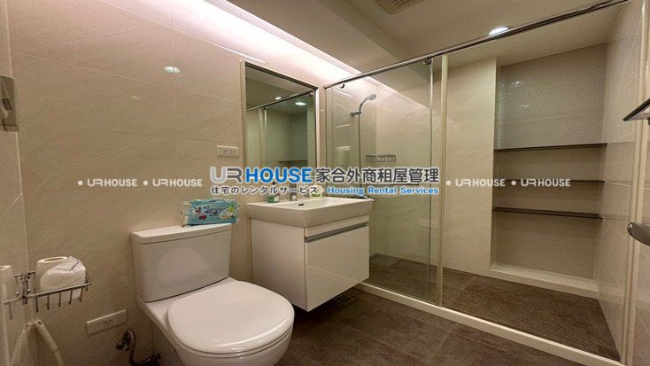 1dcfa7cc8eb2cbb4cf70232e8fbb95d3.jpg