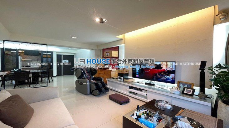 bcf67ca892944aed372f6d684f520280.jpg