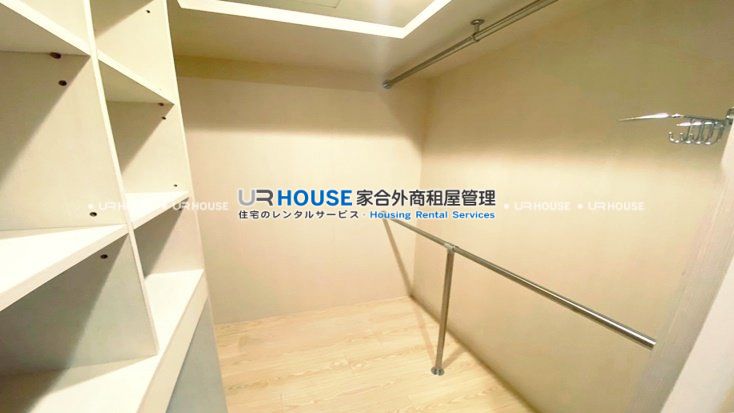 b6c638aadd42a2cb569cb19dacab8d02.jpg