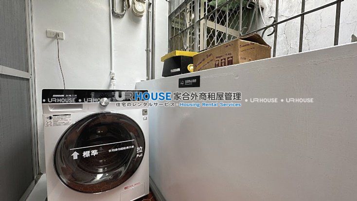785f9edeed712fac87d828b6763a188e.jpg