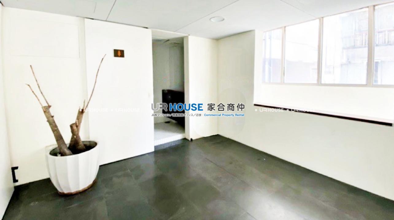 S__403144722_0.jpg
