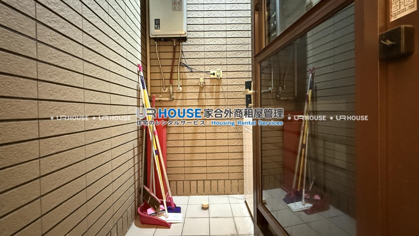 4EF5017D-88DF-49CB-BABA-24A6A68D78C8.jpg