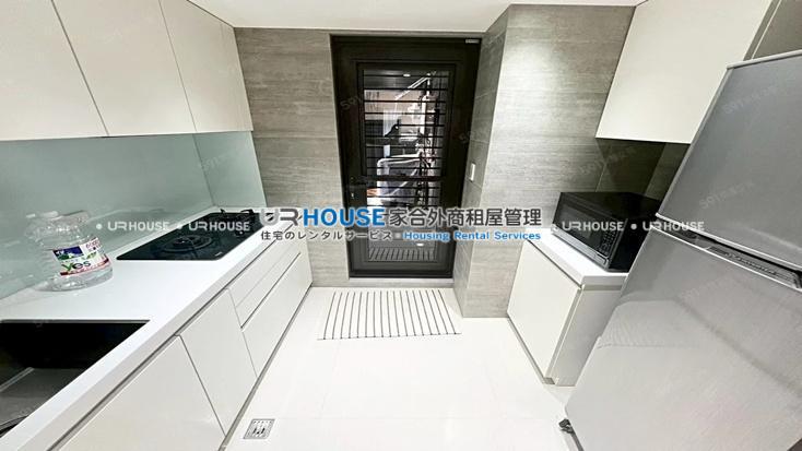 messageImage_1758530488174.jpg