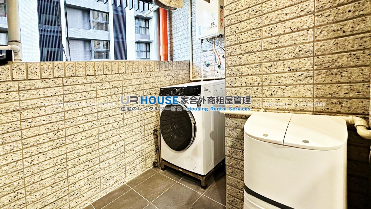 S__43761681_0.jpg