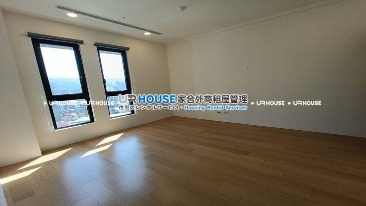 979b44a7e454e85b6e923ecb3136eddc-watermarked.jpg