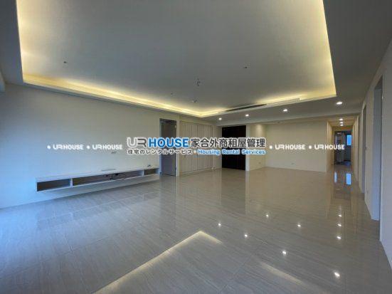 73854f56b63c8a0138cf454e62a9ac38-watermarked.jpg