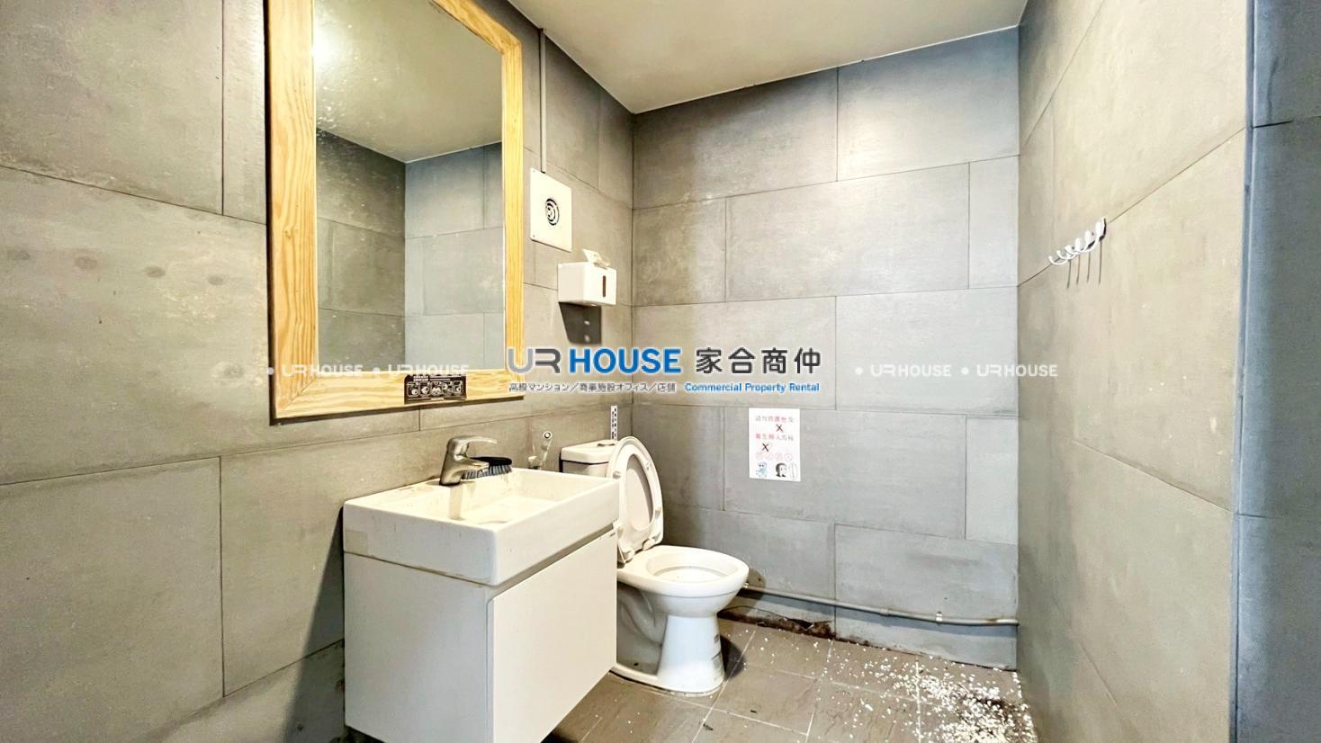 LINE_ALBUM_板橋中正路店面_250513_6.jpg