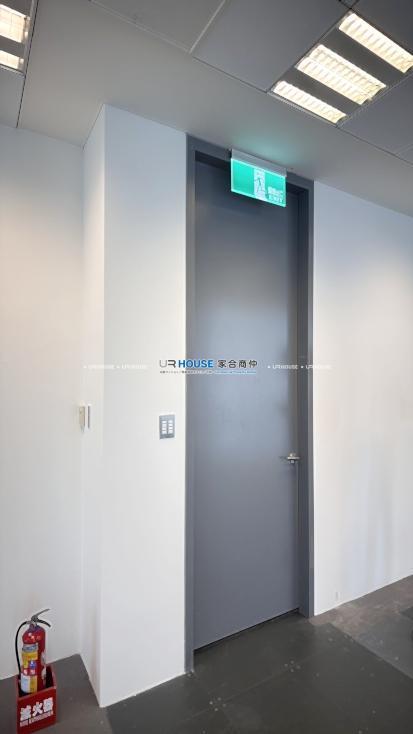 S__45359113_0.jpg