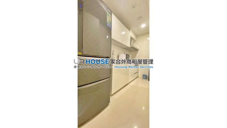 batch_S__8839211_0.jpg
