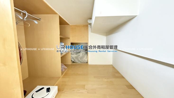 S__48300063_0.jpg