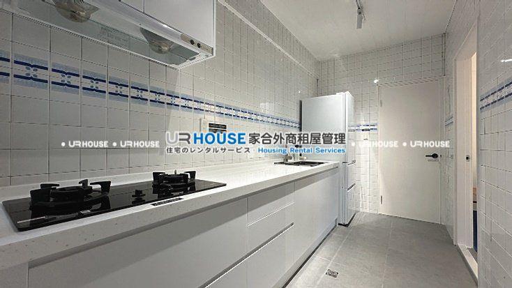 ad6316fa449b5646e199ebf99c248068-watermarked.jpg