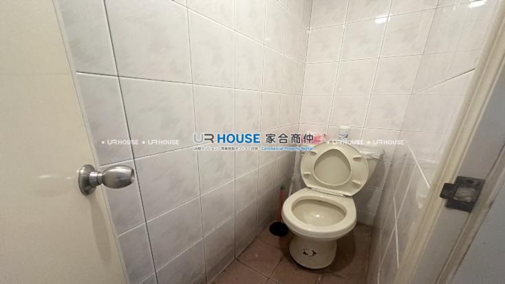 S__44769556_0.jpg