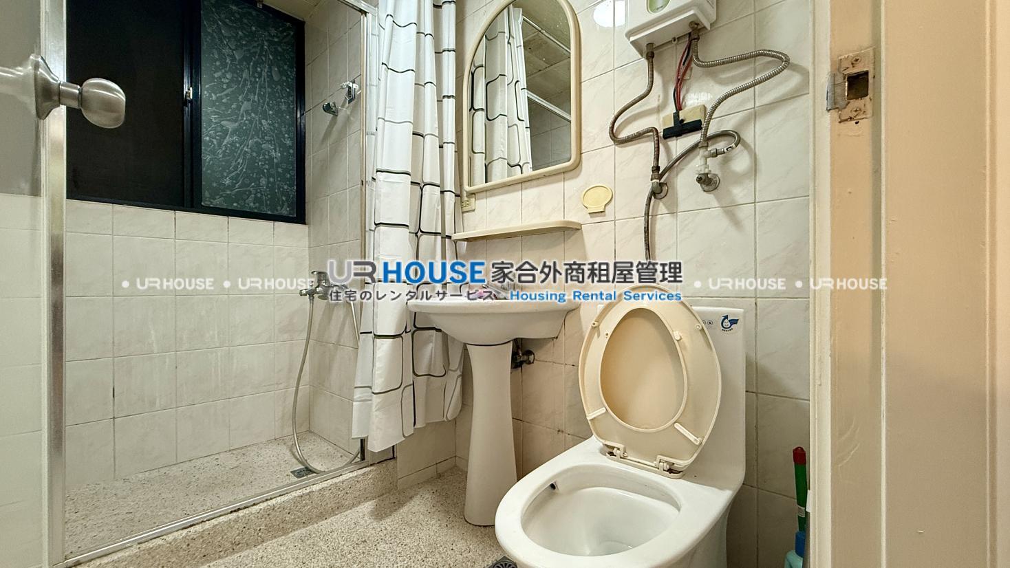 60AD186F-55A5-484B-B26C-F60753941F84.jpg