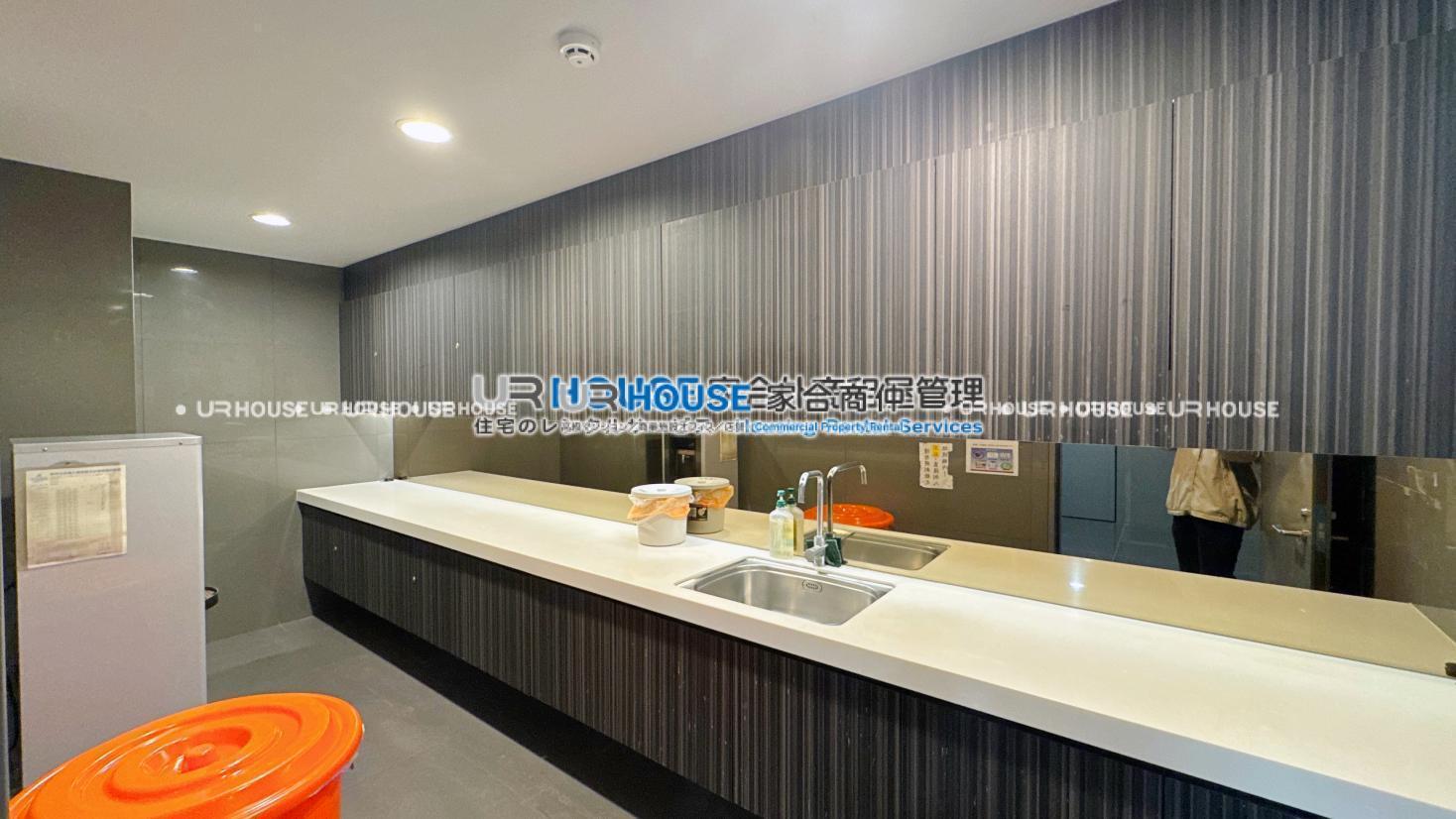 2db6a03b801eecacfd157c73.jpg