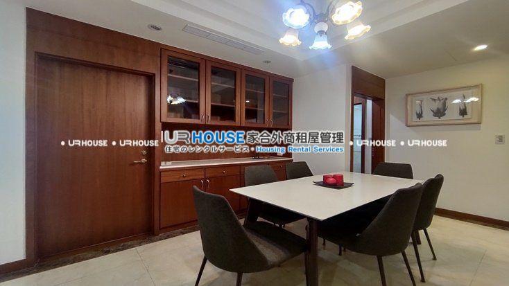 a2f152c12e2eb04786ff954746a9e978-watermarked.jpg