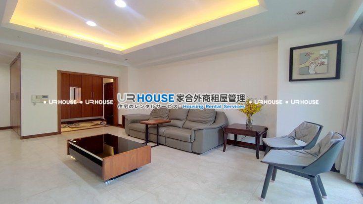 b6e164e1061d0daa6208a1d12ee9bd10-watermarked.jpg