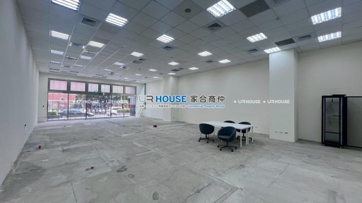 LINE_ALBUM_堤頂大道413號1樓店面_250812_3.jpg