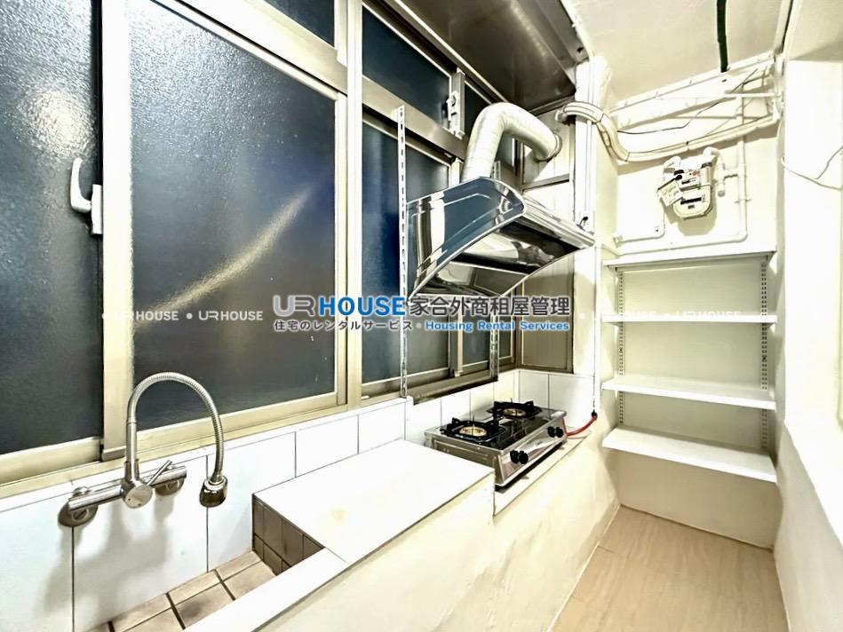 DD390AFE-7B51-46B5-A1A0-095453D0F0F0.jpg