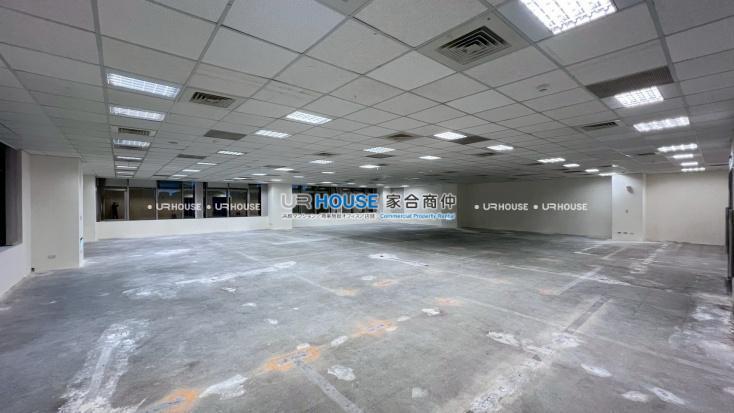 LINE_ALBUM_堤頂大道二段409.411七樓可合併_250820_4.jpg