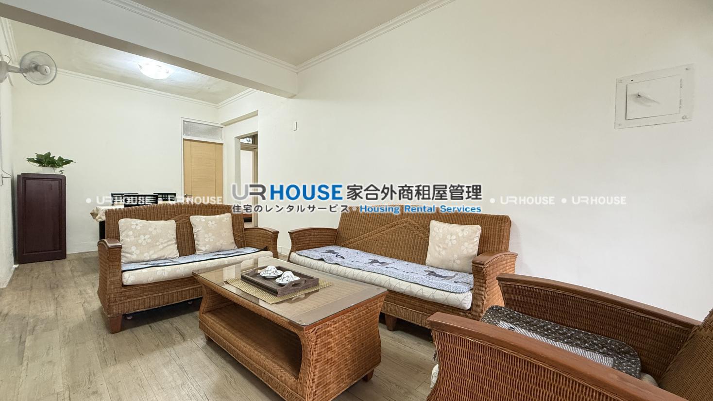B9086922-C96B-4F7E-BA66-1BF8EE0AB8B6.jpg