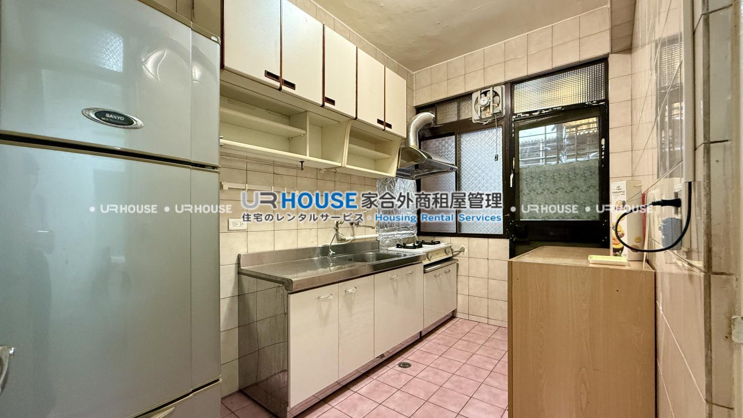 3DCEA70A-1964-405A-9870-F4A10C48BABC.jpg