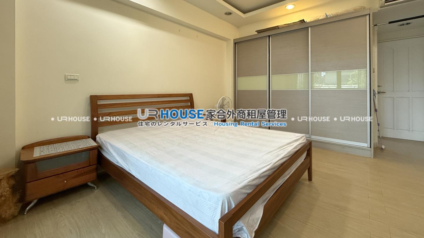 ED42299C-94F3-45DB-B673-263C2CF845DF.jpg