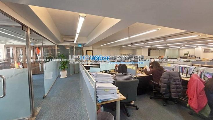 ef96070019f5ae7ab530d805.jpg