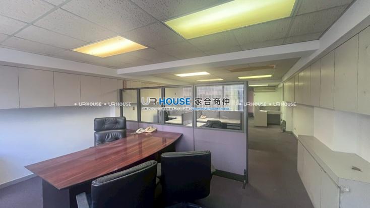 LINE_ALBUM_南京東路二段176號八樓_250827_3.jpg