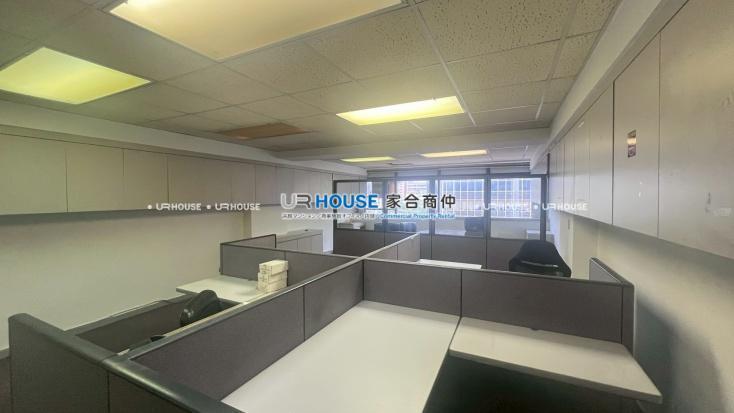 LINE_ALBUM_南京東路二段176號八樓_250827_1.jpg