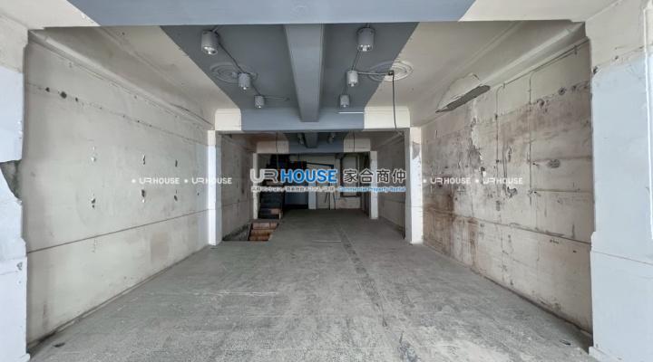 LINE_ALBUM_93 店面 重慶南路一段1之2號_250903_3.jpg