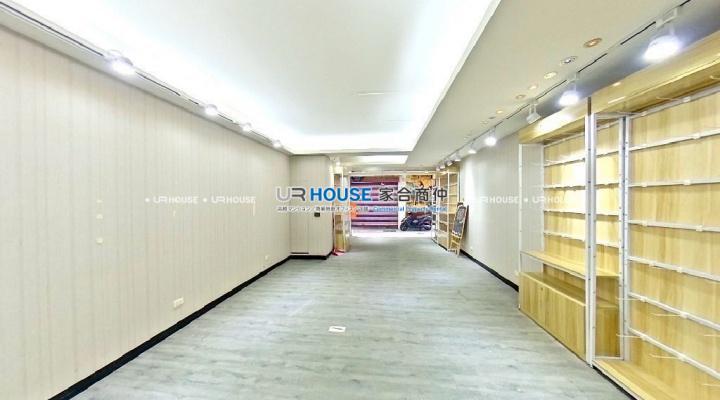 LINE_ALBUM_93 店面 安平街18號_250903_1.jpg