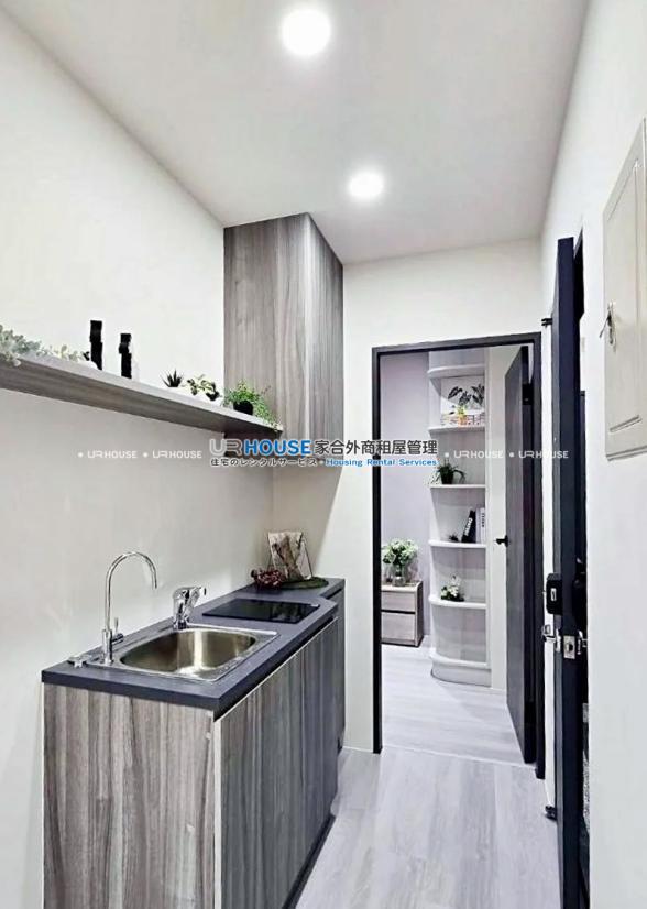 C6A5E86F-CD33-40CB-B05E-9ABDEB409611.jpg
