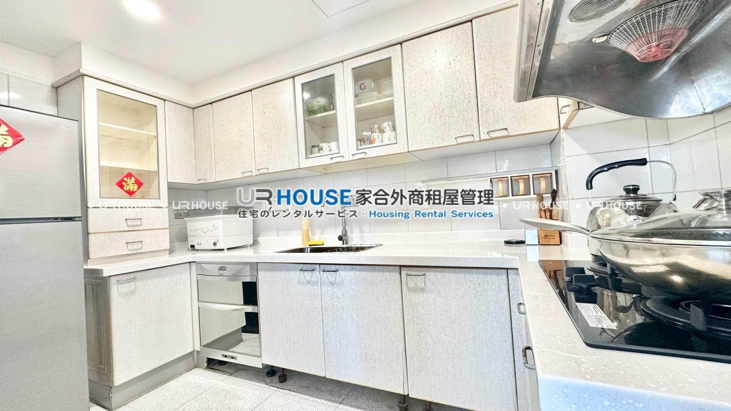 LINE_ALBUM_亞洲天母別墅_250921_3.jpg