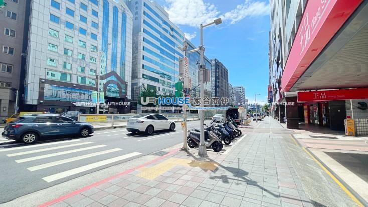 台北小巨蛋IMG_09.jpg