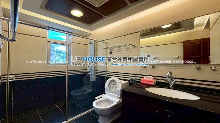 LINE_ALBUM_皇鼎麗園一期-德行東路331巷16號9F_251003_19.jpg