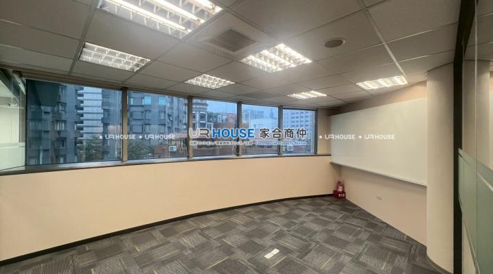 LINE_ALBUM_108 民生東路三段130巷9號7樓_251008_1.jpg