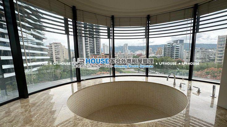 d0e1fe8a78295d48f1bbfaea90d29fca-watermarked.jpg