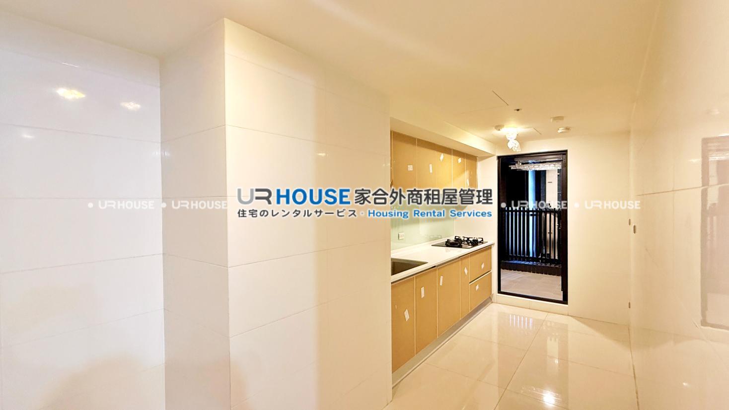 batch_IMG_7801 1.jpg