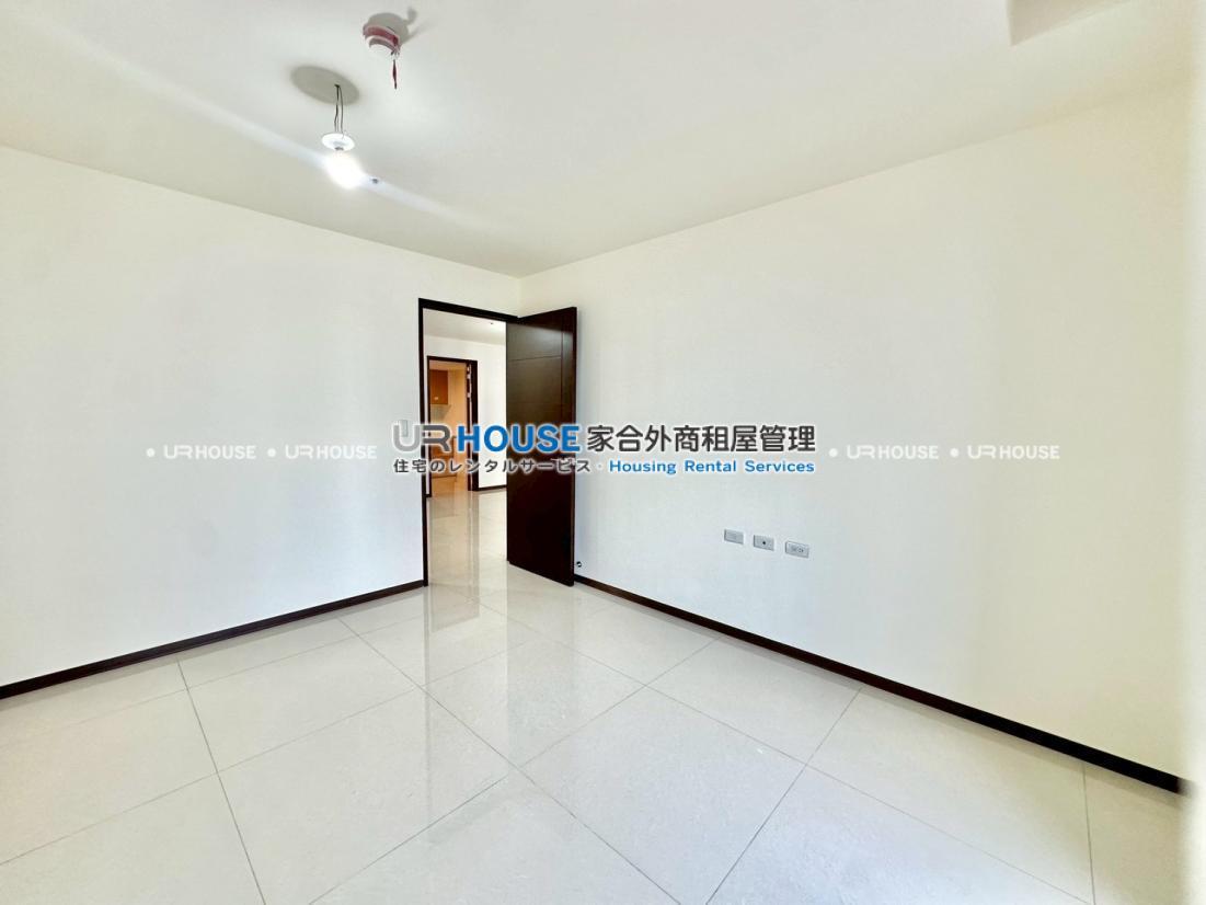 LINE_ALBUM_53號之3 13樓_251022_18.jpg