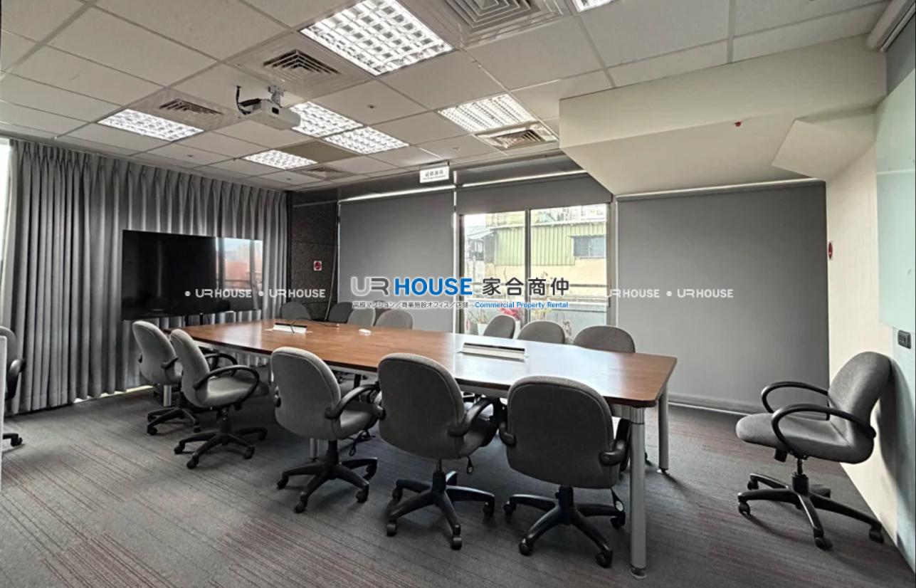 截圖 2025-11-17 下午3.37.50.png