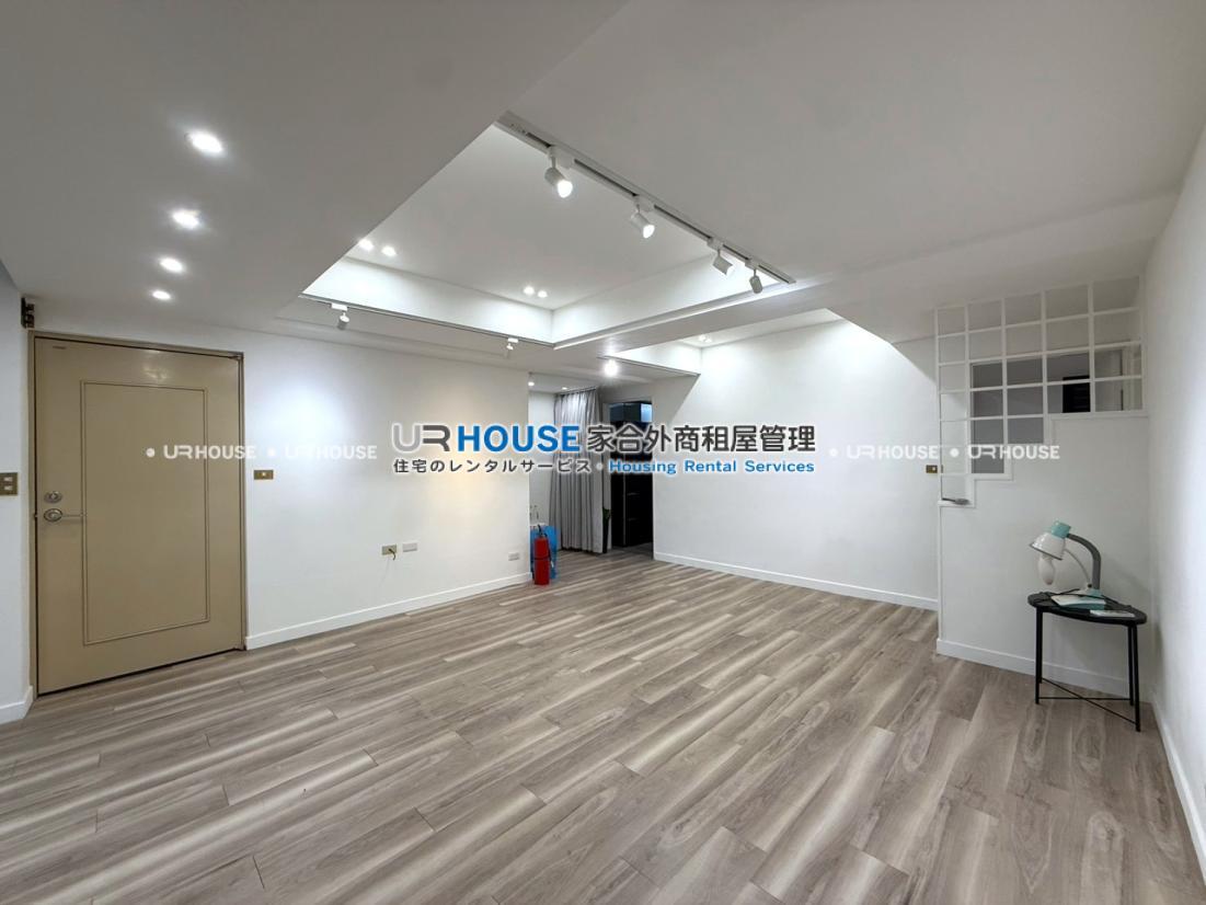 LINE_ALBUM_德惠街6號4F_260815_20.jpg