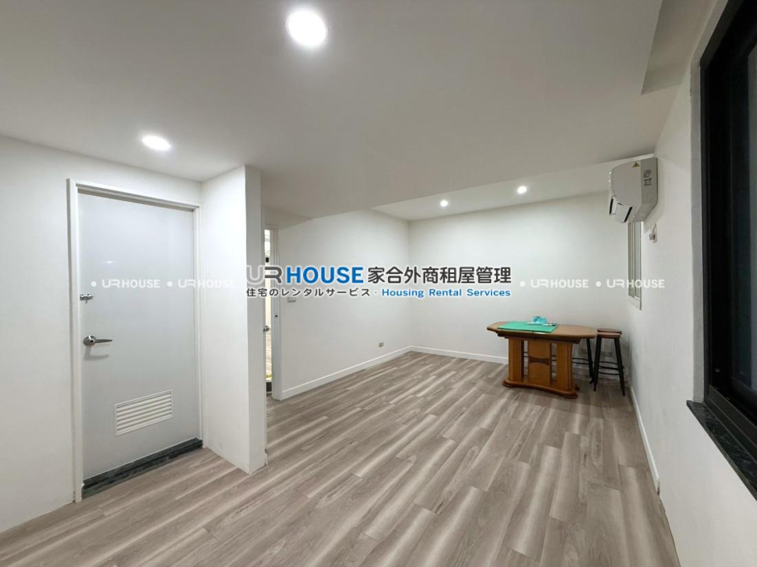 LINE_ALBUM_德惠街6號4F_260815_14.jpg