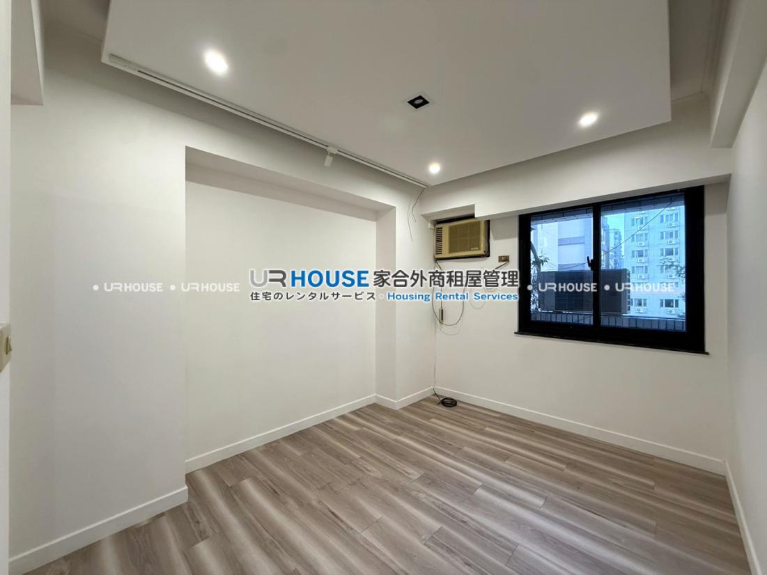 LINE_ALBUM_德惠街6號4F_260815_16.jpg