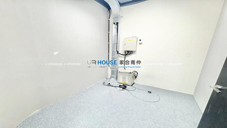S__17858570_0_0.jpg